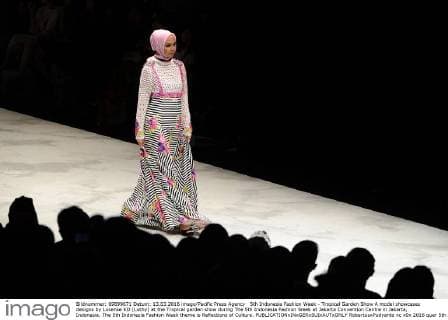 5th Indonesia Fashion Week - Tropical Garden Show A model showcases designs by Lusense KD (Luthy) at the Tropical garden show during The 5th Indonesia Fashion Week at Jakarta Convention Centre in Jakarta, Indonesia. The 5th Indonesia Fashion Week theme is Reflections of Culture.  RobertusxPudyanto