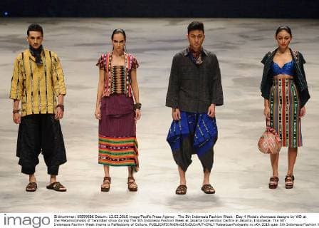 The 5th Indonesia Fashion Week - Day 4 Models showcase designs by WD at the Metamorphosis of Tanimbar show during The 5th Indonesia Fashion Week at Jakarta Convention Centre in Jakarta, Indonesia. The 5th Indonesia Fashion Week theme is Reflections of Culture.  RobertusxPudyanto