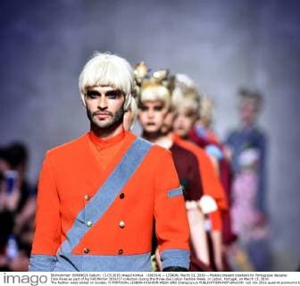 (160314) -- LISBON, March 13, 2016 -- Models present creations by Portuguese designer Dino Alves as part of his Fall Winter 2016 17 collection during the three-day Lisbon Fashion Week, in Lisbon, Portugal, on March 13, 2016. The fashion week ended on Sunday.?) PORTUGAL-LISBON-FASHION WEEK-END ZhangxLiyun 