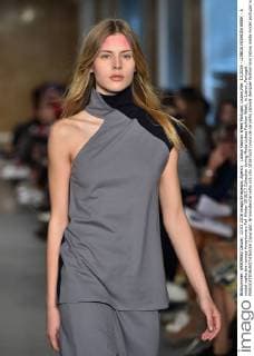 Lisboa Fashion Week Portugal, Lisbon,Mar. 13,2016 - LISBOA FASHION WEEK - A model walks the runway Awaytomars Fall Winter 2016 17 Collection during Moda Lisboa Fashion Week, in Lisbon, Portugal.  Copyright: BrunoxdexCarvalho