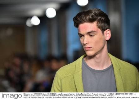 Lisboa Fashion Week Portugal, Lisbon,Mar. 13,2016 - LISBOA FASHION WEEK - A model walks the runway Awaytomars Fall Winter 2016 17 Collection during Moda Lisboa Fashion Week, in Lisbon, Portugal.  Copyright: BrunoxdexCarvalho