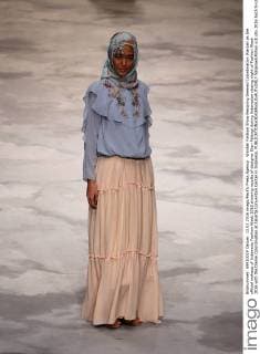 Wardah Fashion Show featuring themed Colordination Wardah as the official makeup of Indonesia Fashion Week 2016 showing results of designer Dian Pelangi during Indonesian closing night of Fashion Week 2016 with the theme Colordination at Jakarta Convention Center in Indonesa.  NatanaelxPohan