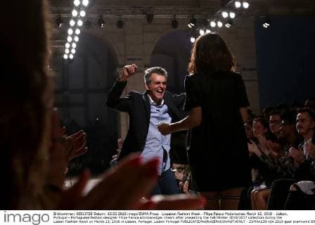 Lissabon Fashion Week - Filipe Faisca Modenschau March 13, 2016 - Lisbon, Portugal - Portuguese fashion designer Filipe Faisca acknowledges cheers after presenting the Fall Winter 2016 2017 collection during the Lisbon Fashion Week on March 13, 2016 in Lisbon, Portugal. Lisbon Portugal  - ZUMAn230