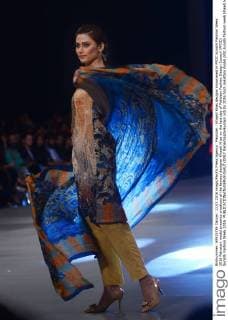 Pakistan : Khaadi Khas designs showcased in PFDC Sunsilk Fashion Week 2016 Pakistani model presents creations of the famous designer Khaadi Khas on the last day of Pakistan Fashion Design Council (PFDC) Sunsilk Fashion Week 2016.  RanaxSajidxHussain
