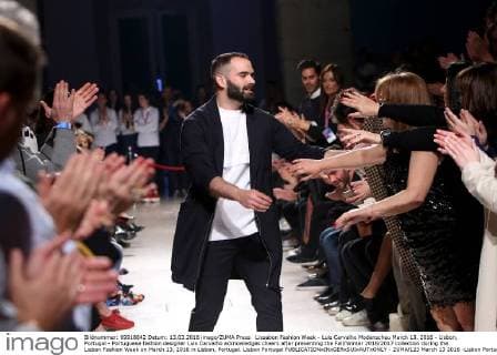 Lissabon Fashion Week - Luis Carvalho Modenschau March 13, 2016 - Lisbon, Portugal - Portuguese fashion designer Luis Carvalho acknowledges cheers after presenting the Fall Winter 2016 2017 collection during the Lisbon Fashion Week on March 13, 2016 in Lisbon, Portugal. Lisbon Portugal - ZUMAf123