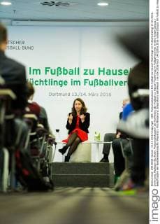 GER, Podiumsdiskussion žIm Fußball zu Hause! Flüchtlinge im Fußballvereinœ 14.03.2016, Dortmund, Radisson Blu Hotel, Podiumsdiskussion der Konferenz žIm Fußball zu Hause! Flüchtlinge im Fußballvereinœ im Bild Aydan Özoguz ( Beauftragten der Bundesregierung für Migration, Flüchtlinge und Integration) nphxRauch