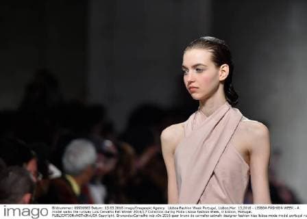 Lisboa Fashion Week Portugal, Lisbon,Mar. 13,2016 - LISBOA FASHION WEEK - A model walks the runway Luis Carvalho Fall Winter 2016 17 Collection during Moda Lisboa Fashion Week, in Lisbon, Portugal.  Copyright: BrunoxdexCarvalho