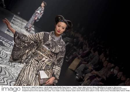 Japan : Jotaro Saito Autumn Winter 2016 Tokyo A model on the runway during the Jotaro Saito Kimono Designer 2016 Autumn Winter Fashion show at the Mercedes-Benz Fashion Week.  AlessandroxDixCiommo