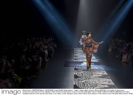 Japan : Jotaro Saito Autumn Winter 2016 Tokyo A model on the runway during the Jotaro Saito Kimono Designer 2016 Autumn Winter Fashion show at the Mercedes-Benz Fashion Week.  AlessandroxDixCiommo