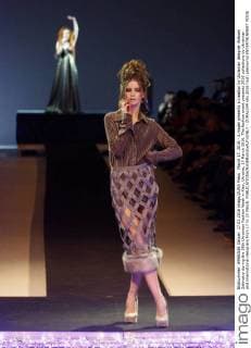March 17, 2016 - A model presents a creation by Ukrainian designer Aleksey Zalevskiy during the 38th Ukrainian Fashion Week in Kiev, Ukraine, 17 March 2016. The fashion event presents 2016 collections by Ukrainian and international designers from 17 to 23 March. - ZUMAs334