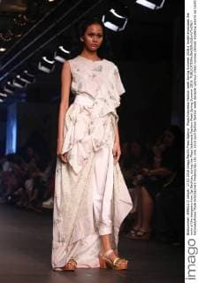 Plaza Indonesia Fashion week Spring Summer 2016 A model showcases the work of the designers from Opi Bachtiar, during the Plaza Indonesia Fashion Week Spring Summer 2016.  NatanaelxPohan
