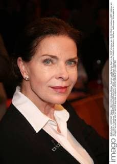 Gudrun Landgrebe zu Gast in der NDR Talkshow am 18.03.2016 in Hamburg NDR Talkshow am 18.03.2016 in Hamburg 