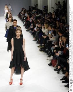 March 18, 2016 - Models present a creation by Ukrainian designer PODOLYAN during the 38th Ukrainian Fashion Week in Kiev, Ukraine, 18 March 2016. The fashion event presents 2016 collections by Ukrainian and international designers from 18 to 23 March. - ZUMAs334