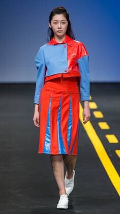 (160319) -- BEIJING, March 18, 2016 -- A model presents a creation designed by students of Beijing Institute of Fashion Technology during a fashion week of the institute in Beijing, capital of China, March 18, 2016. The fashion week concluded on Friday.) (ry) CHINA-BEIJING-FASHION SHOW (CN) LixJianbo 