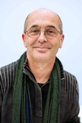 Leipziger Buchmesse 2016. Schriftsteller Don Winslow mit seinem Buch Germany am 18.03.2016 auf der Leipziger Buchmesse 2016.