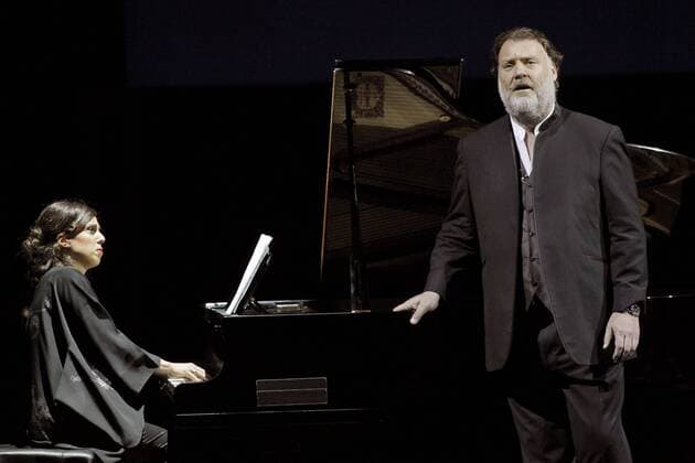Welsh bass-baritone Bryn Terfel (R), who received Best Liric Recital or Concert award, perfoms together with pianist Irene Alzajeme (L) during the Teatro Campoamor liric awards held at Campoamor theatre in Oviedo, northern Spain, on 19 March 2016. TEATRO CAMPOAMOR AWARDS !ACHTUNG: NUR REDAKTIONELLE NUTZUNG!  20160320-635940320424918044