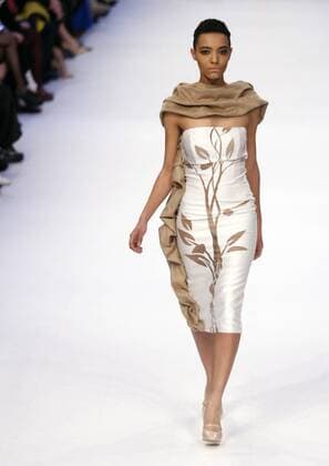 March 21, 2016 - A model presents a creation by Ukrainian designer DESSERTS during the 38th Ukrainian Fashion Week in Kiev, Ukraine, 21 March 2016. The fashion event presents 2016 collections by Ukrainian and international designers from 17 to 23 March. - ZUMAs334