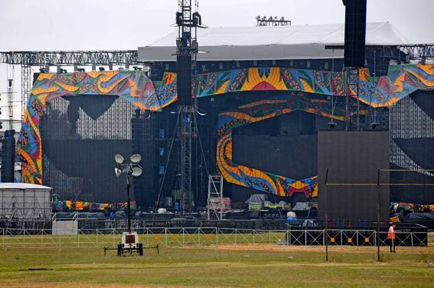 (160326) -- HAVANA, March 26, 2016 -- The stage of the Sports City is seen ahead of the free concert of British band The Rolling Stones, in Havana, Cuba, on March 25, 2016. Over half a million people are expected Friday at the Rolling Stones first ever concert in Cuba, a landmark cultural event that comes just three days after U.S. President Barack Obama visited the Caribbean nation. ) CUBA-HAVANA-MUSIC-THE ROLLING STONES VladimirxMolina PrensaxLatina 