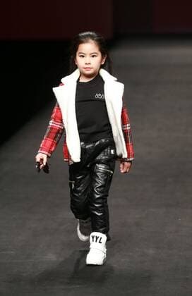 BEIJING, CHINA - MARCH 26: (CHINA OUT) A model showcases designs on the runway at JOJO Collection during the Mercedes-Benz China Fashion Week Autumn Winter 2016 2017 at Beijing Hotel on March 26, 2016 in Beijing, China.  CFP481734882
