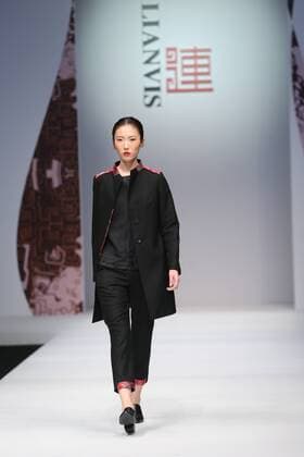 BEIJING, CHINA - MARCH 26: (CHINA OUT) A model showcases designs on the runway at LIANVIS Collection during the Mercedes-Benz China Fashion Week Autumn Winter 2016 2017 at 751D.Park on March 26, 2016 in Beijing, China.  CFP481765148
