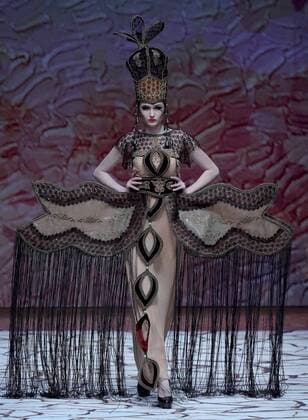 A model presents a creation at the Tao Loulan Collection by designer Tao Tao during the China Fashion Week in Beijing, capital of China, March 27, 2016.) (ry) CHINA-BEIJING-FASHION WEEK(CN) ChenxJianli 
