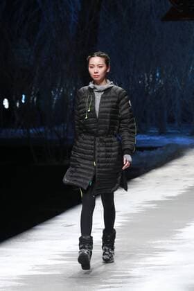 BEIJING, CHINA - MARCH 28: (CHINA OUT) A model showcases designs on the runway at BOSIDENG Collection during the Mercedes-Benz China Fashion Week Autumn Winter 2016 2017 at Beijing Hotel on March 28, 2016 in Beijing, China.  CFP481829681