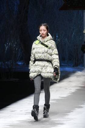 BEIJING, CHINA - MARCH 28: (CHINA OUT) A model showcases designs on the runway at BOSIDENG Collection during the Mercedes-Benz China Fashion Week Autumn Winter 2016 2017 at Beijing Hotel on March 28, 2016 in Beijing, China.  CFP481829689