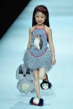 BEIJING, CHINA - MARCH 28: (CHINA OUT) A model showcases designs on the runway at XEFIEE Collection during the Mercedes-Benz China Fashion Week Autumn Winter 2016 2017 at 751D.Park on March 28, 2016 in Beijing, China.  CFP481829595