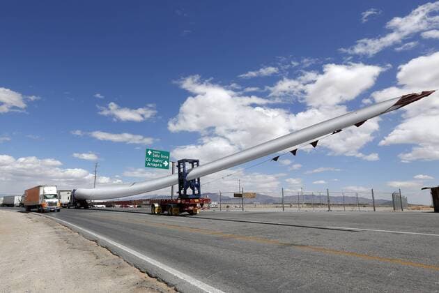 March 31, 2016 - Santa Teresa, NM, U.S. - A truck transporting a wind blade wait in line to cross into the United States at the Santa Teresa-San Jeronimo border crossing, near Ciudad Juarez, Mexico, Thursday, March 31, 2016. Santa Teresa U.S. - ZUMAab1_