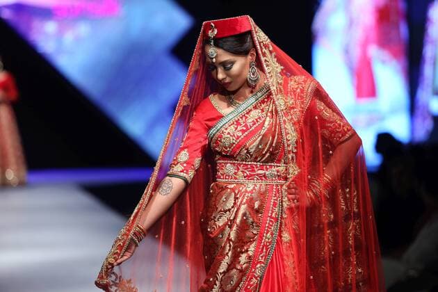 A model presents a creation during the second day of TGIF Nepal Fashion week in Kathmandu, Nepal, March 31, 2016. The four-day fashion week will present both domestic and foreign designers creations. ) NEPAL-KATHMANDU-TGIF NEPAL FASHION WEEK SunilxSharma 