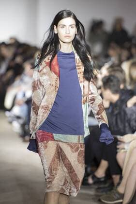 Premiere of the film Altamira in Madrid. March 31, 2016. A model presents a creation by Lado Bukia from Georgia during the Tbilisi Fall & Winter Fashion Week 2017, in Tbilisi, capital of Georgia, on March. 31, 2016. ( Giorgi Induashvili) GEORGIA-TBILISI-FALL & WINTER FASHION WEEK xinhua 