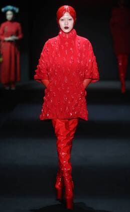BEIJING, CHINA - MARCH 31: (CHINA OUT) A model showcases designs on the runway at Sheguang Hu Collection during the Mercedes-Benz China Fashion Week Autumn Winter 2016 2017 at 751D.Park on March 31, 2016 in Beijing, China.  CFP481980104