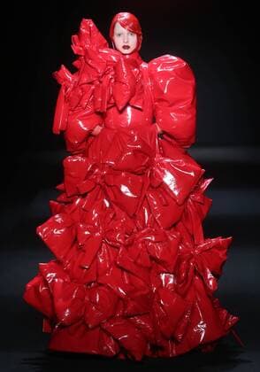 BEIJING, CHINA - MARCH 31: (CHINA OUT) A model showcases designs on the runway at Sheguang Hu Collection during the Mercedes-Benz China Fashion Week Autumn Winter 2016 2017 at 751D.Park on March 31, 2016 in Beijing, China.  CFP481980100