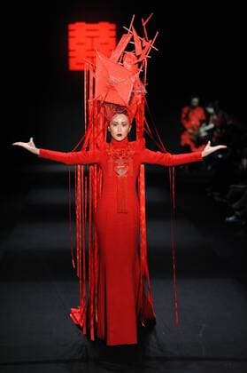 BEIJING, CHINA - MARCH 31: (CHINA OUT) A model showcases designs on the runway at Sheguang Hu Collection during the Mercedes-Benz China Fashion Week Autumn Winter 2016 2017 at 751D.Park on March 31, 2016 in Beijing, China.  CFP481980240