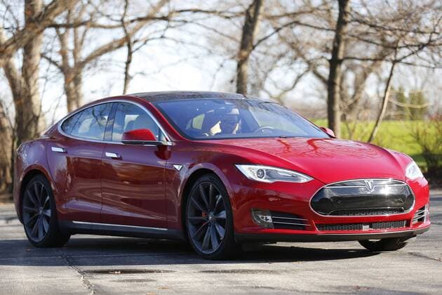 April 1, 2016 - Tesla has unveiled its much-anticipated Model 3 electric car, its lowest-cost vehicle to date at $35,000. Tesla plans to produce about 500,000 vehicles a year once production. The California-based company needs the vehicle to prove popular if it is to stay in business. The first deliveries of the vehicle are scheduled to start in late 2017. Pictured: Dec. 3, 2015 - Skokie, Illinois, U.S. - An exterior view shows the software-updated Tesla Model S P90D, featuring limited hands-free steering, making the Tesla the closest thing on the market to an autonomous-driving enable vehicle. Skokie USA - ZUMAm67_