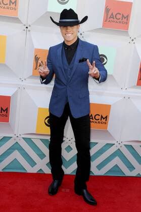 Country Music Awards in Las Vegas Dustin Lynch 51ST ANNUAL ACADEMY OF COUNTRY MUSIC AWARDS: ARRIVALS Las Vegas Patrick Rideaux PicturePerfect