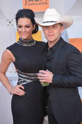 Country Music Awards in Las Vegas April 3, 2016 - Las Vegas, Nevada, United States of America - Singer Justin Moore and wife Kate Moore attend the 51st Academy Of Country Music Awards on April 3, 2016 at MGM Grand Arena in Las Vegas, Nevada Las Vegas United States of America - ZUMAt114