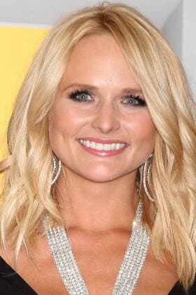 Country Music Awards in Las Vegas LAS VEGAS - APR 3: Miranda Lambert at the 51st Academy of Country Music Awards at the MGM Grand Garden Arena on April 3, 2016 in Las Vegas, NV  KathyxHutchins