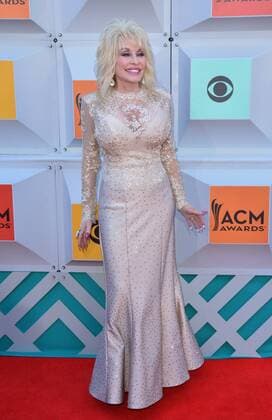 Country Music Awards in Las Vegas April 4, 2016 - Las Vegas, Nevada, United States of America - Singer Dolly Parton attends the 51st Academy Of Country Music Awards on April 3, 2016 at MGM Grand Arena in Las Vegas, Nevada Las Vegas United States of America - ZUMAt114