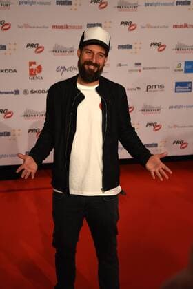 04.04..2016 xmfx Frankfurt am Main, Messe red carpet, Roter Teppich PRG Live Entertainment Award (LEA) 2016 Daniel Wirtz, bekannt als „Wirtz , deutscher Sänger und Songwriter