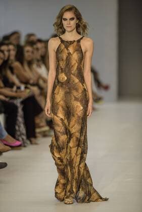 BELO HORIZONTE, MG - 04 06 2016: MINAS SPRING SUMMER TREND - Model during the parade of Grife Lino Villaventura during Minas Trend Spring Summer 2016.  Mour?oxPanda