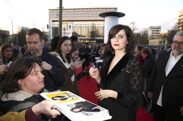 Bilder des Tages Nora Tschirner bei der Verleihung des Jupiter Award 2016 im Cafe Moskau. Berlin, 06.04.2016 Foto:xS.xGabschx xFuturexImage