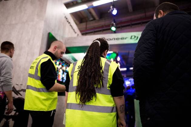 April 7, 2016 - As every year the international music fair in Frankfurt and the prolight+sound are taking place from April 5th to April 10th. This is one of the biggest fairs for music instruments and the entertainment branche. Companies display technical innovations and demonstrate their shows. - ZUMAt132
