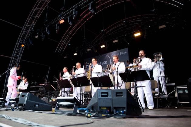 April 7, 2016 - As every year the international music fair in Frankfurt and the prolight+sound are taking place from April 5th to April 10th. This is one of the biggest fairs for music instruments and the entertainment branche. Companies display technical innovations and demonstrate their shows. - ZUMAt132
