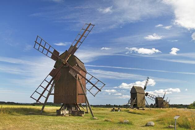 IMAGO Nature: Unsere Erde, Ressourcen, Wind Windmuehlen von Lerkaka, Schweden, Oeland windmills of Lerkaka, Sweden, Oeland BLWS421497 Copyright: xblickwinkel M.xWoikex