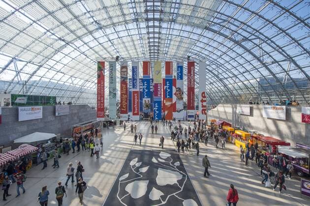  Glashalle der Neuen Messe, Buchmesse, Leipzig, Sachsen, Deutschland, Europa Copyright: imageBROKER/hwo iblhwo04345878.jpg