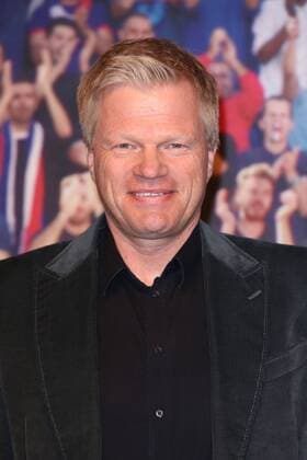 Oliver Kahn bei dem ZDF Fototermin zur Fussball-Europameisterschaft 2016 in Frankreich (vom 10.06.- 10.07.2016) am 11.04.2016 in Berlin ZDF Fototermin zur Fussball-EM 2016 in Berlin 