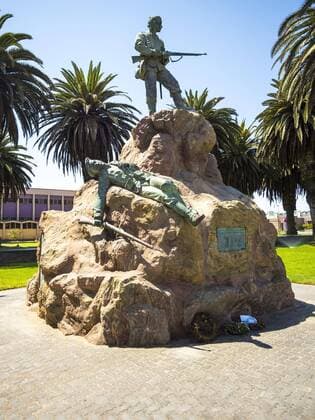  Marine Denkmal zum Gedenken Soldaten im Kampf gegen die Herero und Nama, Swakopmund, Region Erongo, Namibia, Afrika Copyright: imageBROKER/MartinxMoxter ibxmox04293171.jpg