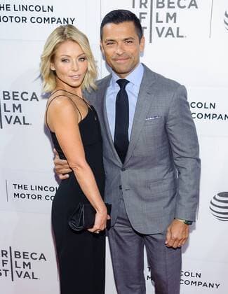 April 15, 2016 - New York, NY, United States - 15 April 2016 - New York, New York- Kelly Ripa, Mark Consuelos. All We Had screening at Tribeca Film Festival 2016. Photo Credit: Mario Santoro AdMedia New York United States - ZUMAa123