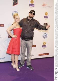 Sido mit Freundin Doreen Steinert - Verleihuing des ECHO 2012 in der Hallen der Messe Berlin am 22.03.2012. Echo 2012